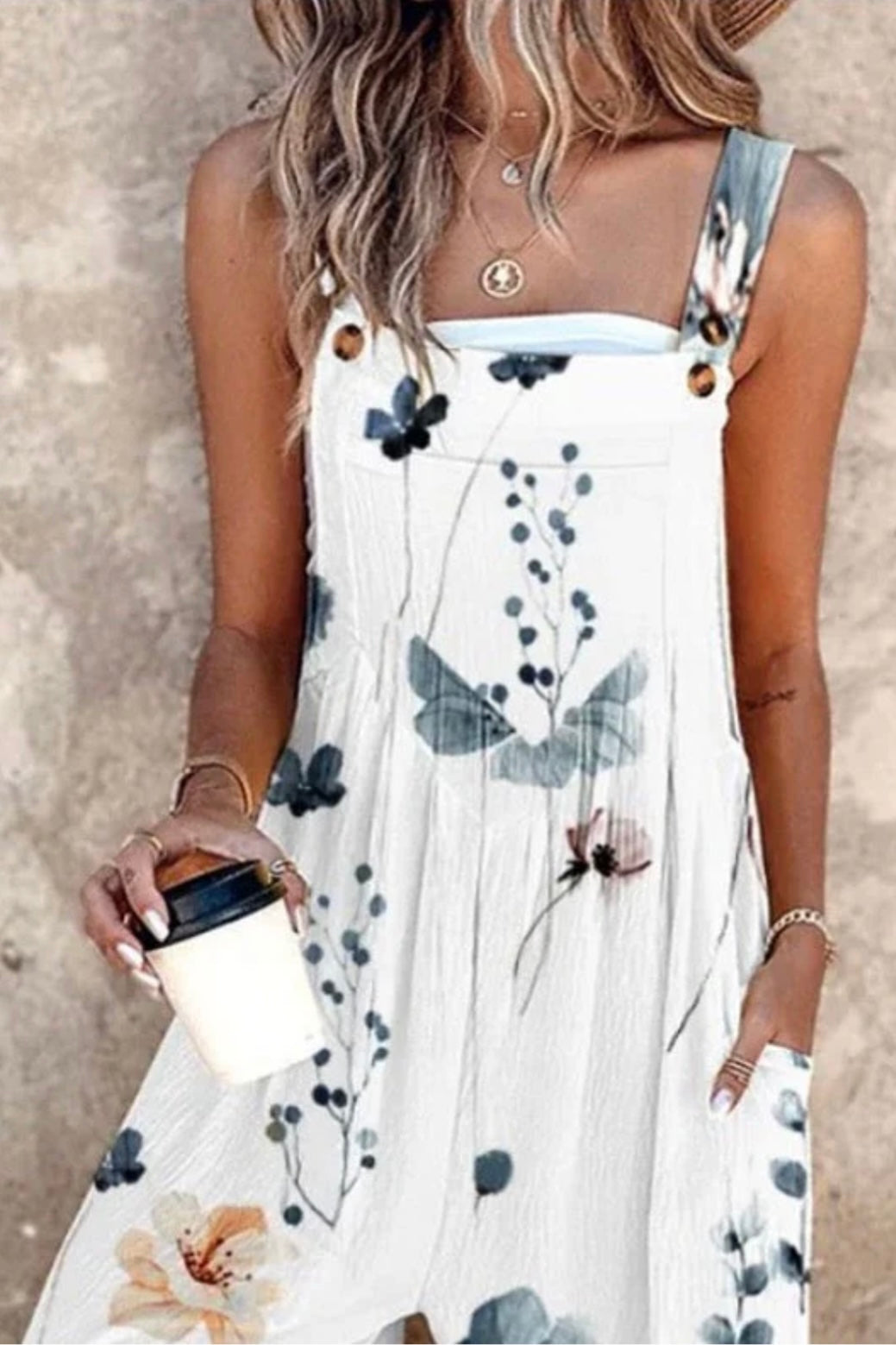 ELIRA | FLORAL JUMPSUIT WITH CHARM