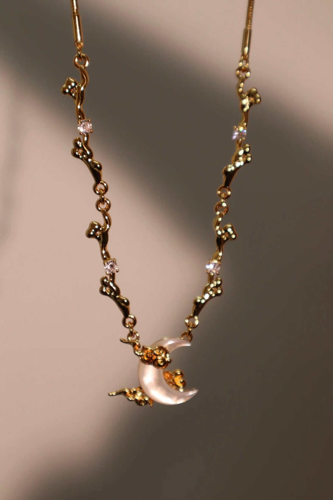 Real Gold Plated Diamonds Natural Shell Moon Necklace