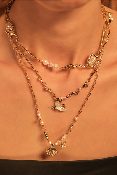 Real Gold Plated Diamonds Natural Shell Moon Necklace