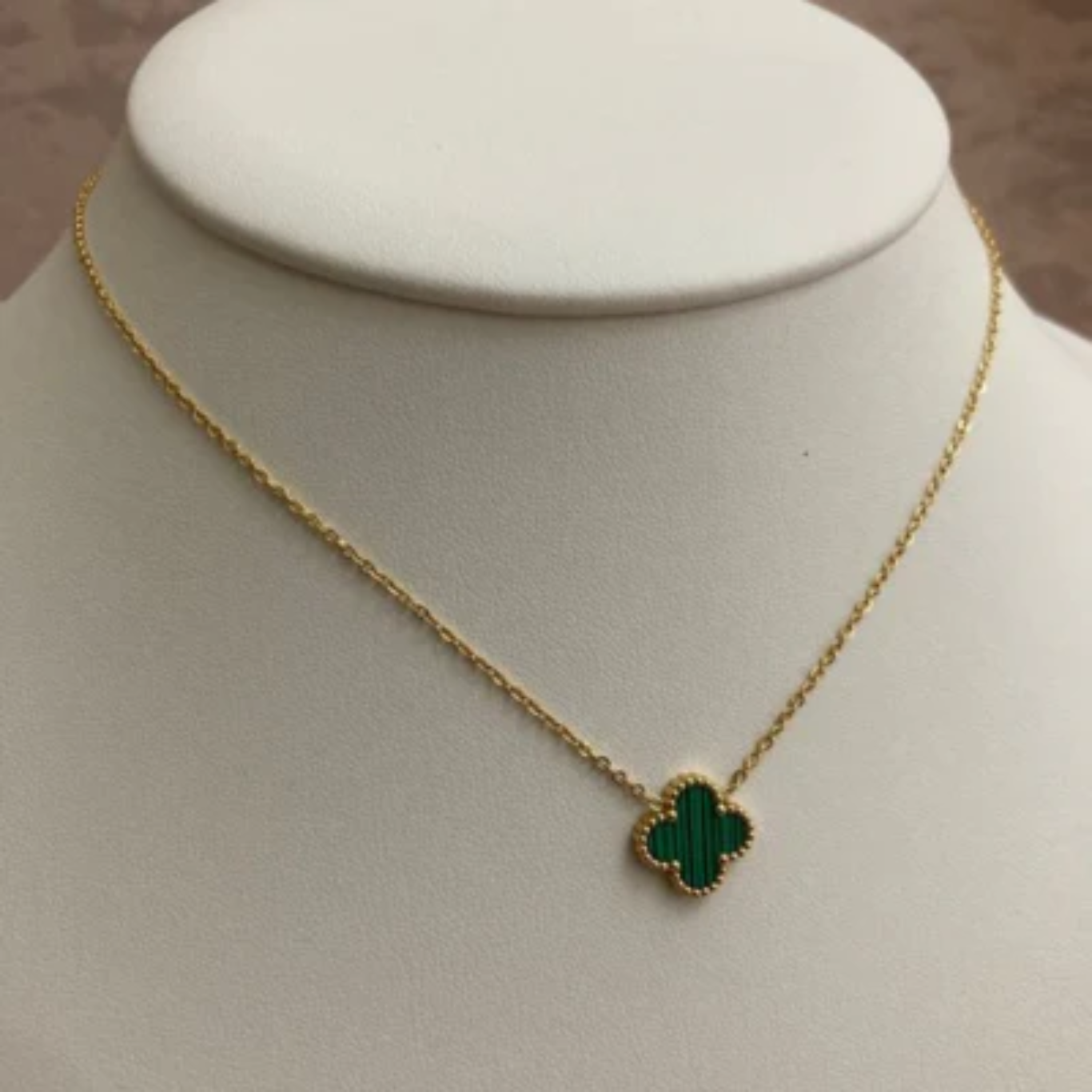 CLOVER Necklace
